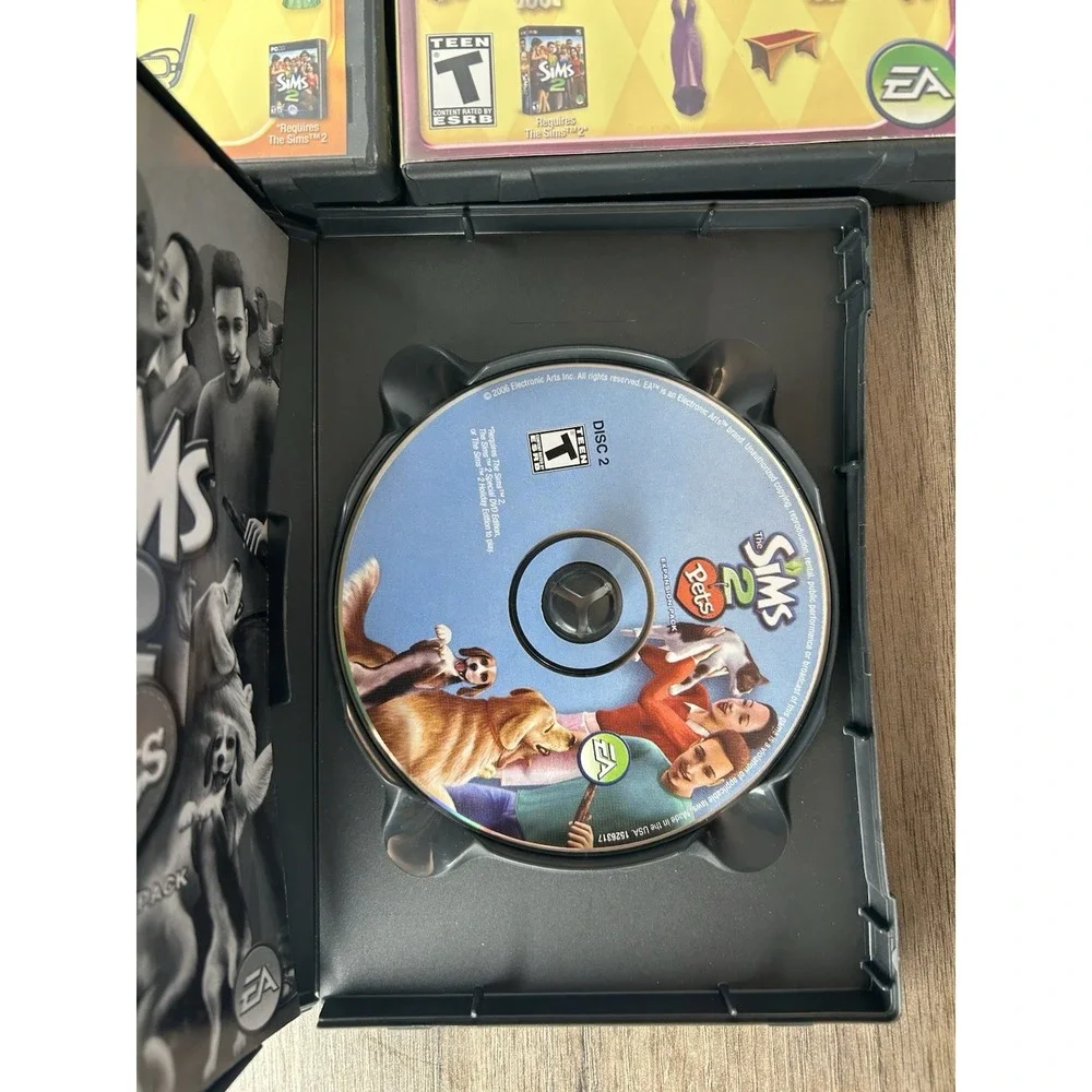The Sims 2 (PC Windows Mac) & Lot of 4 Expansion Packs